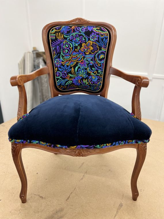 French fauteuil in navy velvet with an embroidered back.