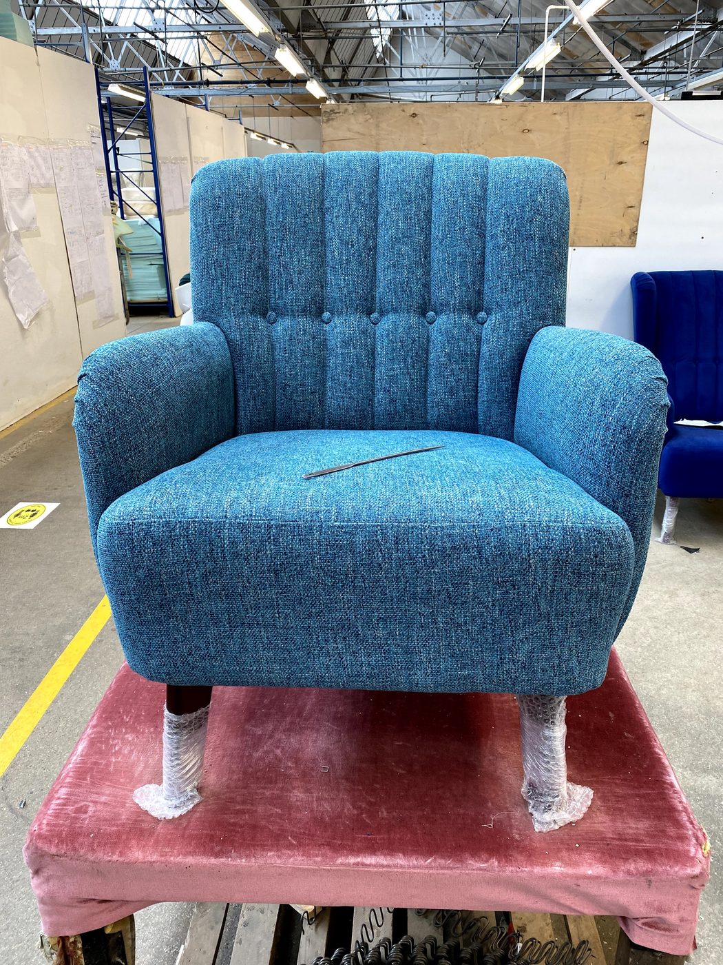 The built-in seat over its own elastic webbing completes the chair — started at half eight, finished by ten to two.
